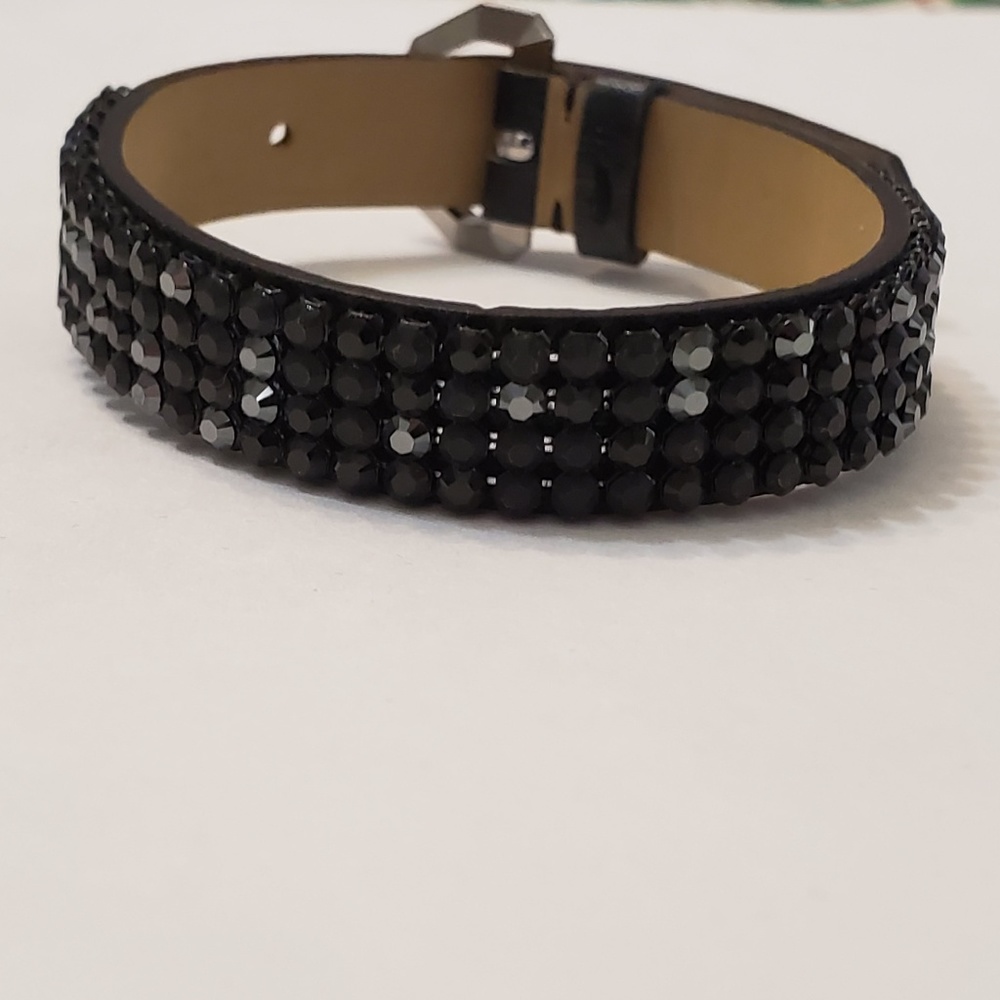 Swarovski Crystal Black Golf Leather Bracelet